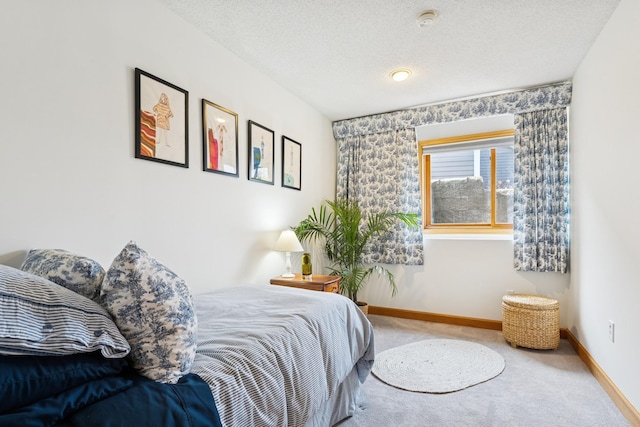 3412 Williamsburg Pkwy, Woodbury, MN 55129 - bedroom with baseboards and carpet flooring