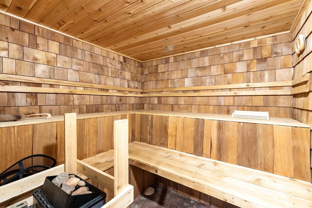 view of sauna / steam room