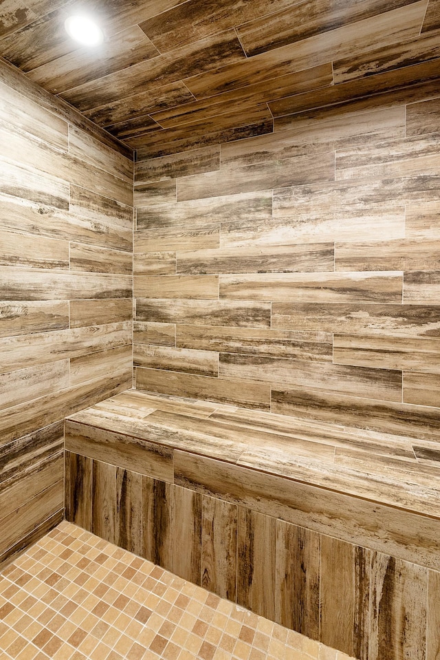 view of sauna / steam room