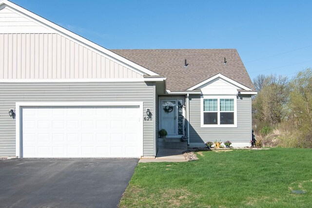 620 Tomahawk Ct, Madison Lake, MN 56063 - photo 1