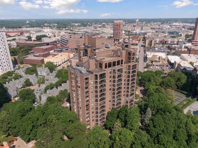 1235 Yale Pl Unit 1706, Minneapolis, MN 55403 - aerial view featuring a view of city