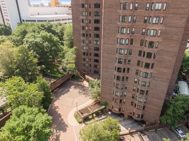1235 Yale Pl Unit 1706, Minneapolis, MN 55403 - view of building exterior