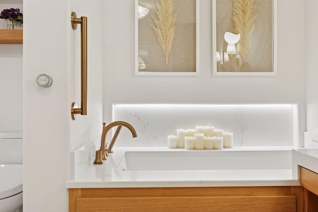 215 Barry Ave S Unit 116And 114, Wayzata, MN 55391 - bathroom with toilet