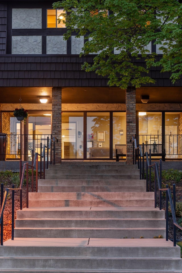 215 Barry Ave S Unit 116And 114, Wayzata, MN 55391 - property entrance with covered porch