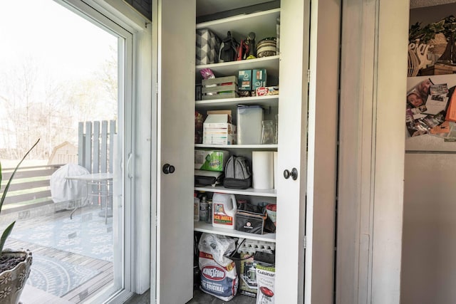 312 Vine St, Fergus Falls, MN 56537 - view of pantry