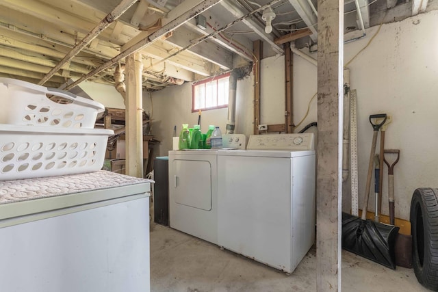 312 Vine St, Fergus Falls, MN 56537 - laundry room with laundry area and separate washer and dryer