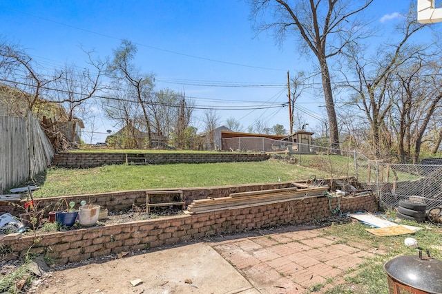 360 Hawthorne Ave E, Saint Paul, MN 55130 - view of patio / terrace with a fenced backyard