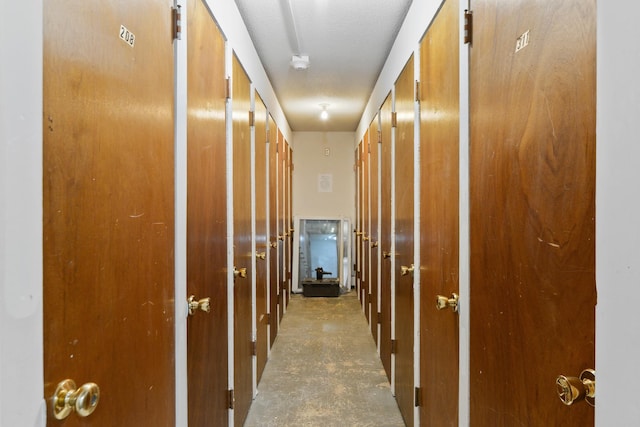 4387 Wilshire Blvd Unit 202, Mound, MN 55364 - corridor featuring concrete floors