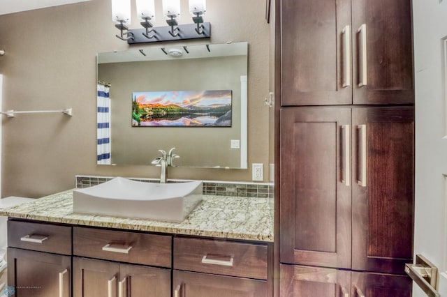 full bath with vanity