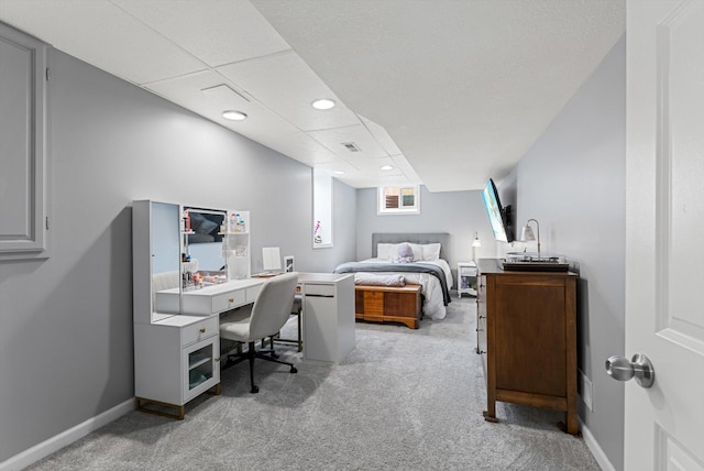 bedroom featuring recessed lighting, baseboards, and light colored carpet