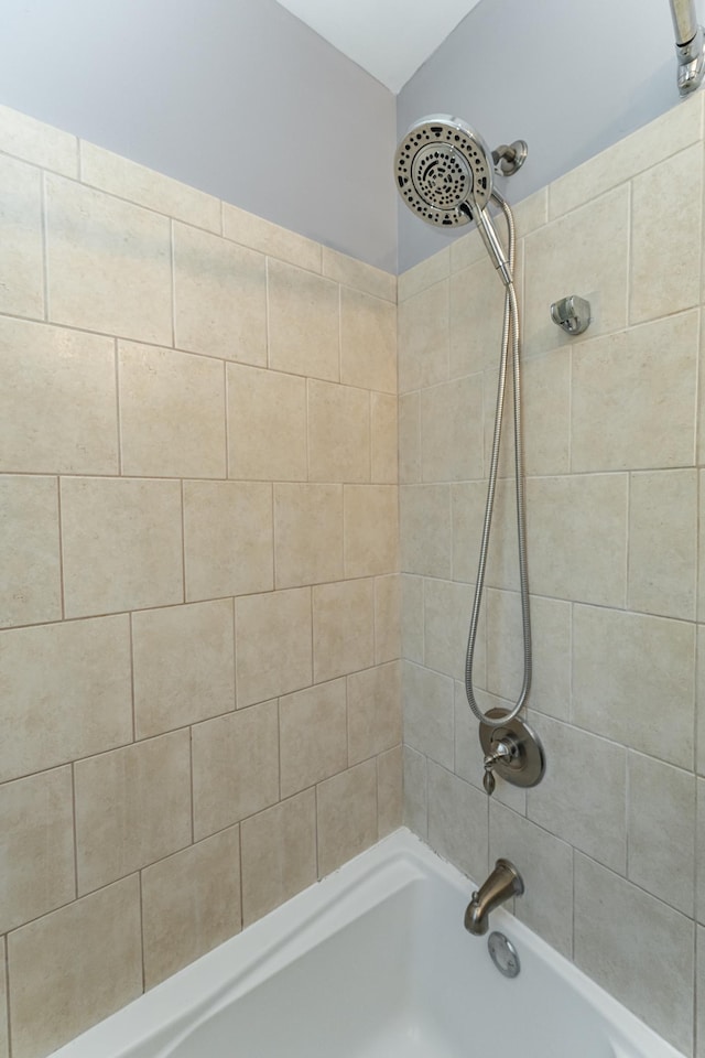 bathroom featuring shower / tub combination