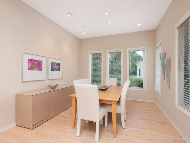 2673 Cedar Grn, Minnetonka, MN 55305 - dining room featuring light wood-style flooring, baseboards, and recessed lighting