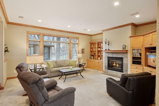 living area featuring crown molding, baseboards, light carpet, and recessed lighting