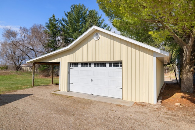 view of detached garage