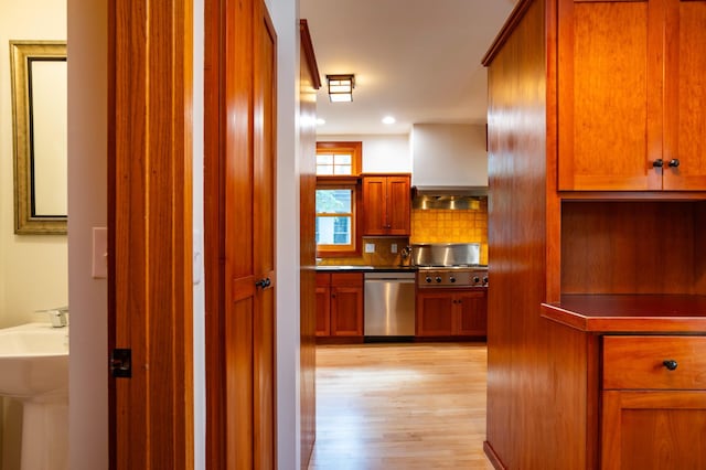 1043 Lincoln Ave, Saint Paul, MN 55105 - hallway featuring light wood-style flooring and recessed lighting