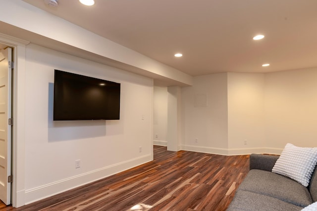 1043 Lincoln Ave, Saint Paul, MN 55105 - living room with dark wood finished floors, recessed lighting, and baseboards