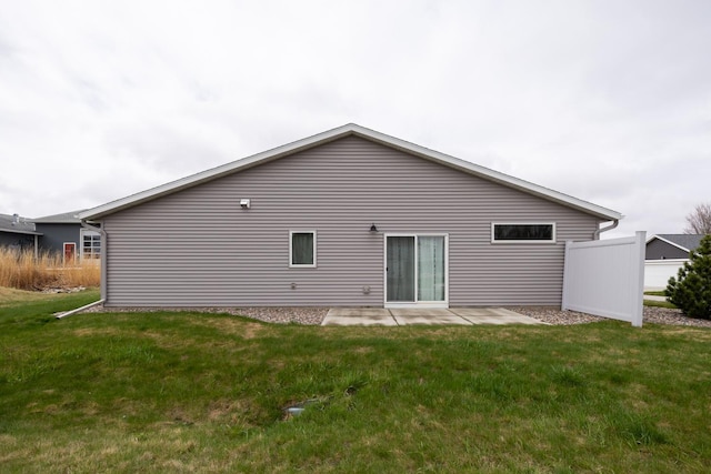 400 Alfred Ct SW, Eyota, MN 55934 - back of house with a lawn and a patio area