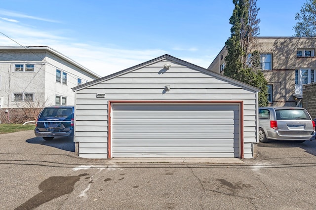 view of detached garage