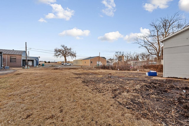 107 6th Ave SE, Waseca, MN 56093 - view of yard