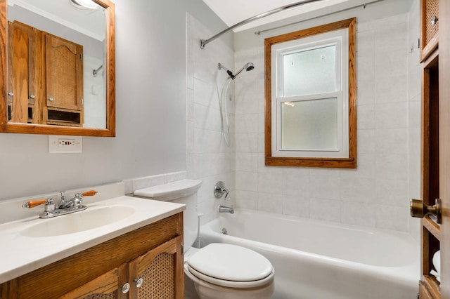 1287 Avon St N, Saint Paul, MN 55117 - bathroom featuring toilet, shower / tub combination, and vanity