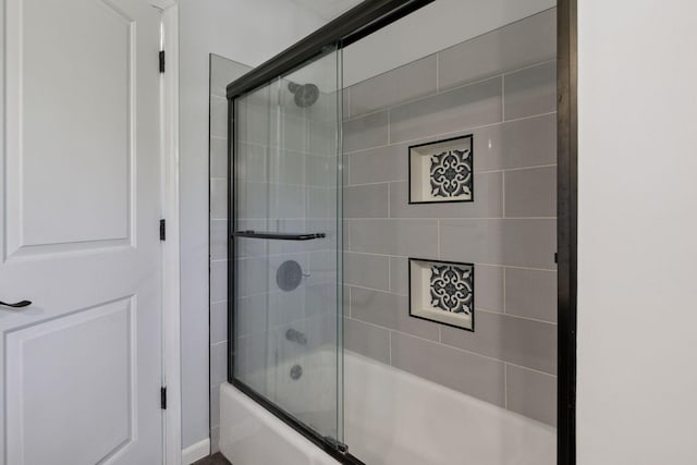 full bathroom featuring enclosed tub / shower combo