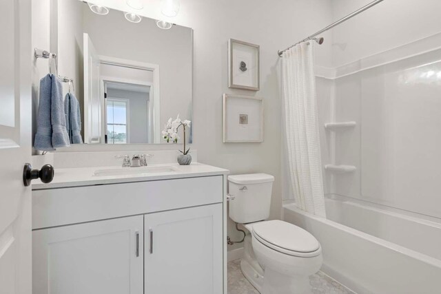12439 Drayton Trl, Apple Valley, MN 55124 - full bath featuring vanity and shower / bath combo