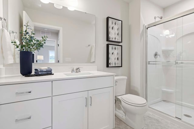 12439 Drayton Trl, Apple Valley, MN 55124 - bathroom featuring a shower stall and vanity