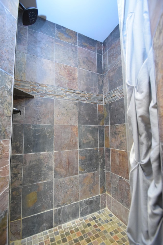 3585 Rigby Rd, Webster, WI 54893 - full bath with tiled shower