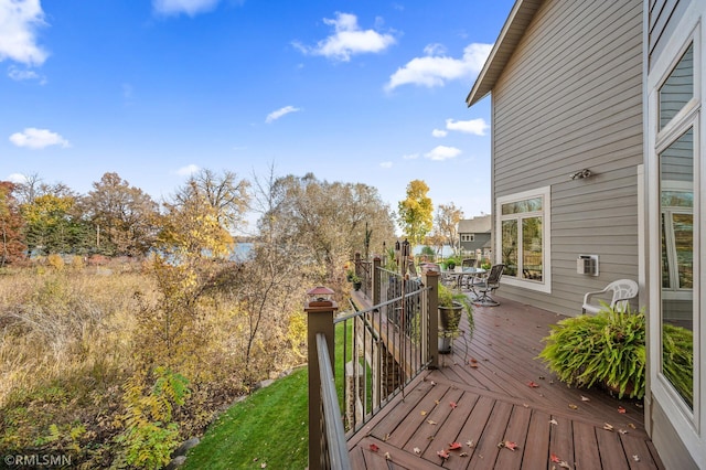 deck featuring outdoor dining space
