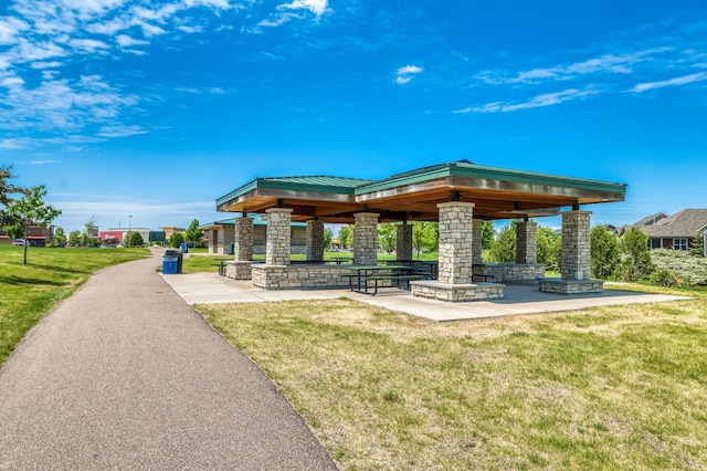 15637 Eddy Creek Way, Apple Valley, MN 55124 - view of community with a gazebo and a yard
