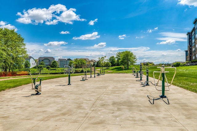 15637 Eddy Creek Way, Apple Valley, MN 55124 - surrounding community featuring a lawn and a residential view