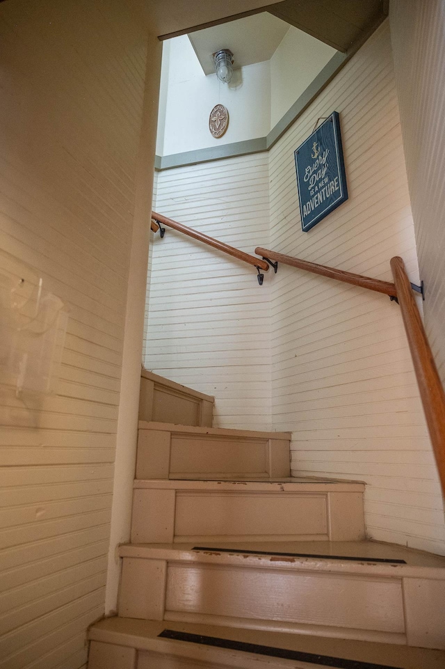 560 7th St, Red Wing, MN 55066 - stairway featuring wooden walls