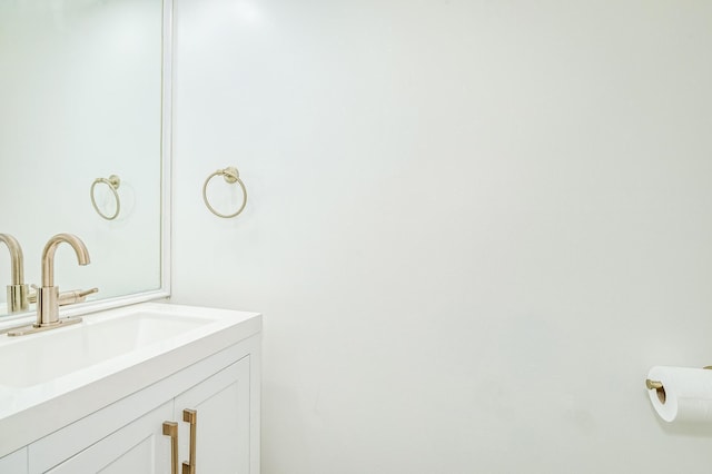 465 Dorland Ct S, Maplewood, MN 55119 - bathroom with vanity