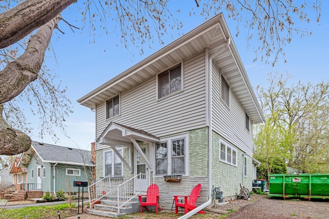 view of front of house