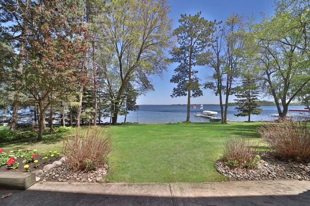 2072 Bluebill Ln SW, Nisswa, MN 56468 - view of green lawn featuring a water view