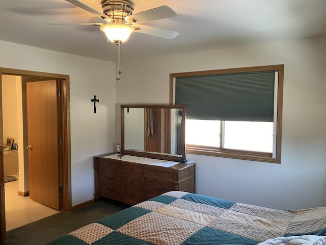 bedroom with ceiling fan