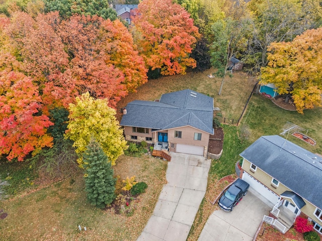 aerial view of property and surrounding area