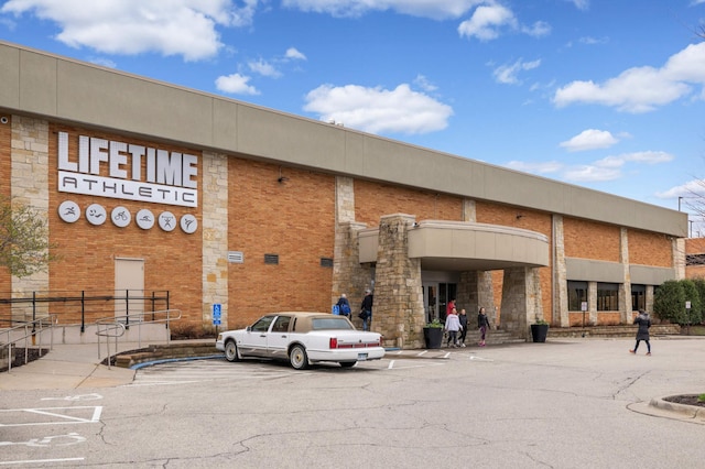 4508 Cedar Lake Rd S Unit 2, Saint Louis Park, MN 55416 - view of building exterior featuring uncovered parking