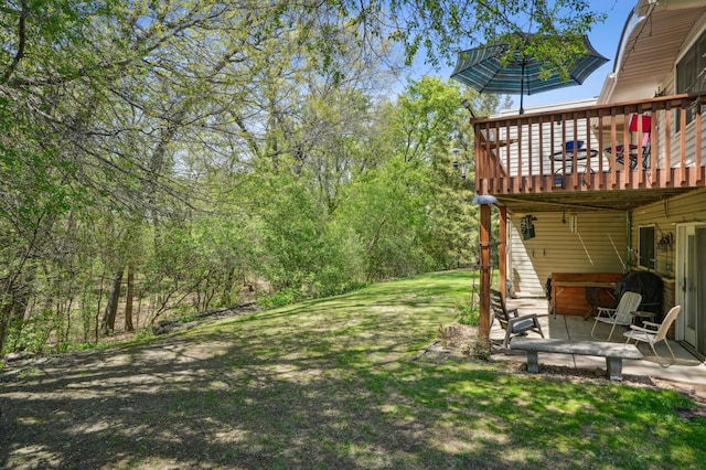 6637 Falstaff Rd, Woodbury, MN 55125 - view of grassy yard featuring a deck, a hot tub, and a patio area