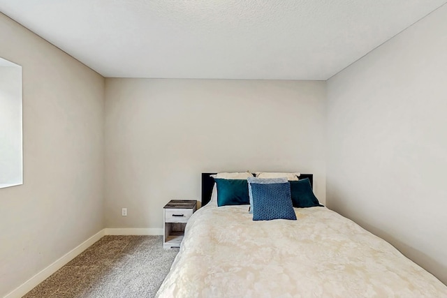 10725 Knollwood Ln, Woodbury, MN 55129 - bedroom with carpet and baseboards
