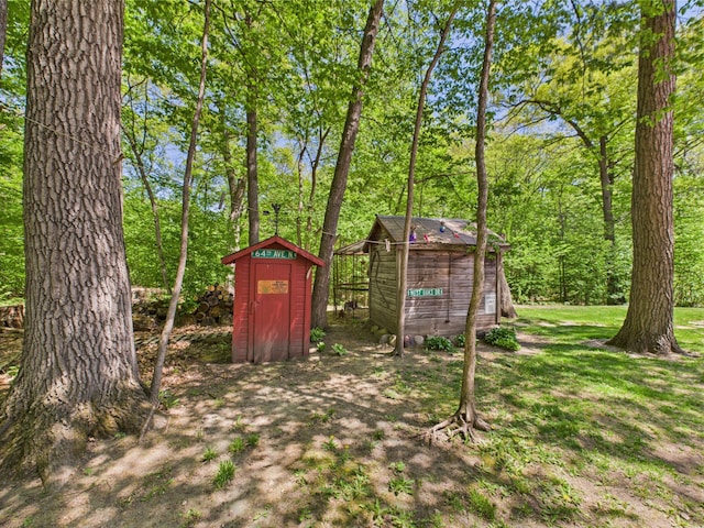 28656 195th Ave, Avon, MN 56310 - view of yard featuring a storage shed and an outdoor structure