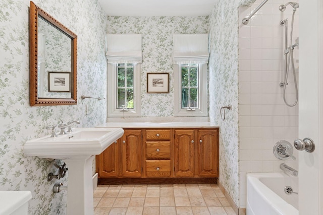 1870 Eleanor Ave, Saint Paul, MN 55116 - full bathroom with tile patterned floors and  shower combination