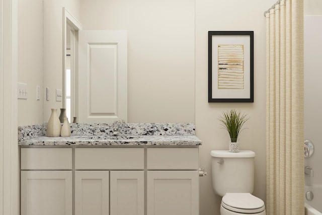 332 Redwood St N, Cambridge, MN 55008 - full bath featuring vanity, shower / bath combo, and toilet