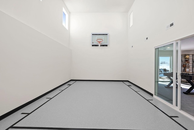 4181 Arbor Dr, Woodbury, MN 55129 - view of sport court