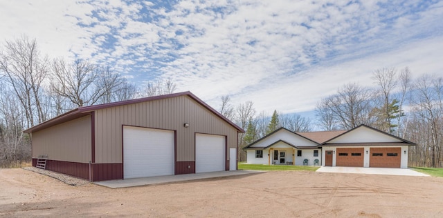 view of detached garage