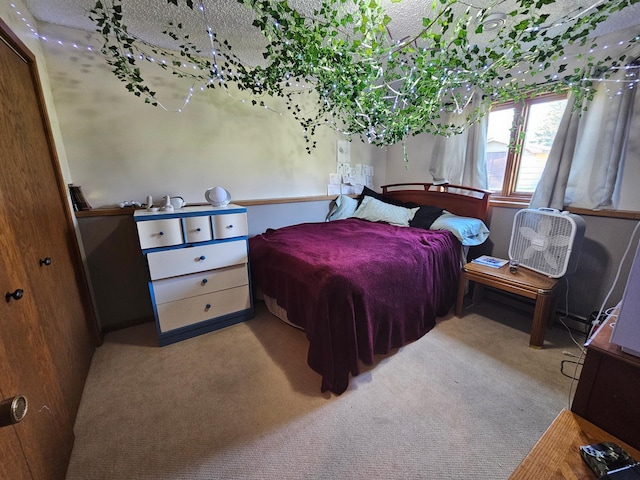 bedroom featuring carpet floors