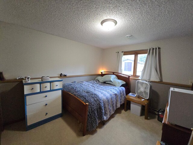 16134 State Highway 1 NE, Thief River Falls, MN 56701 - carpeted bedroom with a textured ceiling