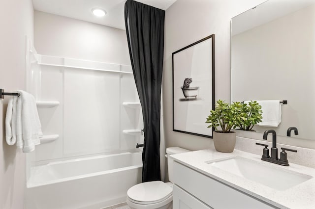 bathroom with recessed lighting, vanity, toilet, and shower / tub combo with curtain