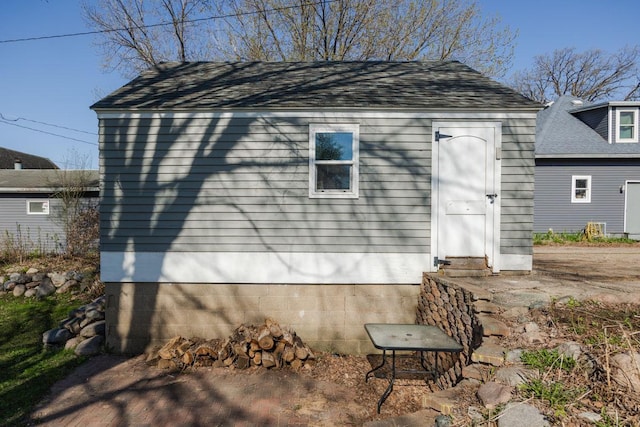 view of outbuilding