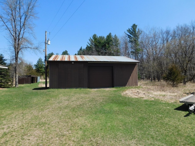 view of outbuilding featuring an outbuilding